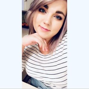 Meet your Posher, Maegan